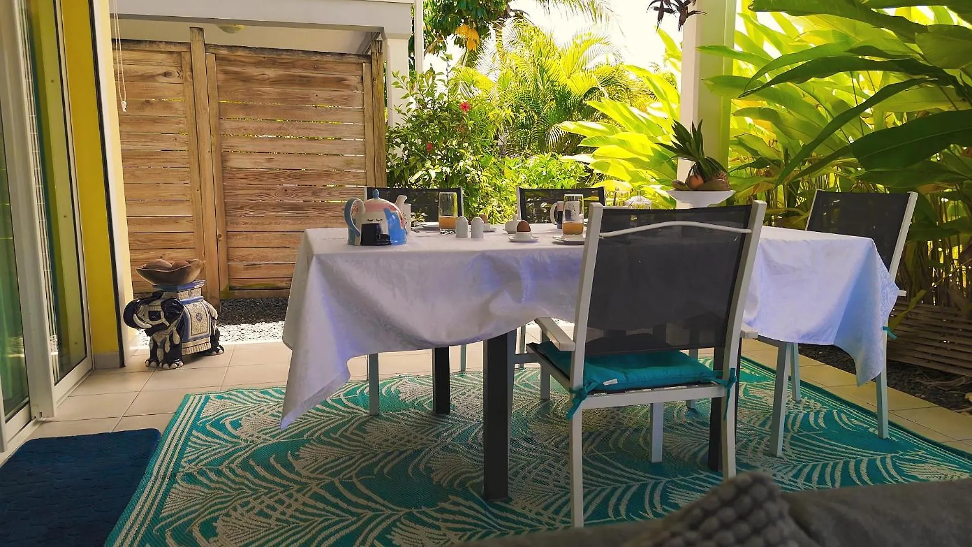 Tropik'O Bord Apartment Le Moule 0*,  Guadeloupe
